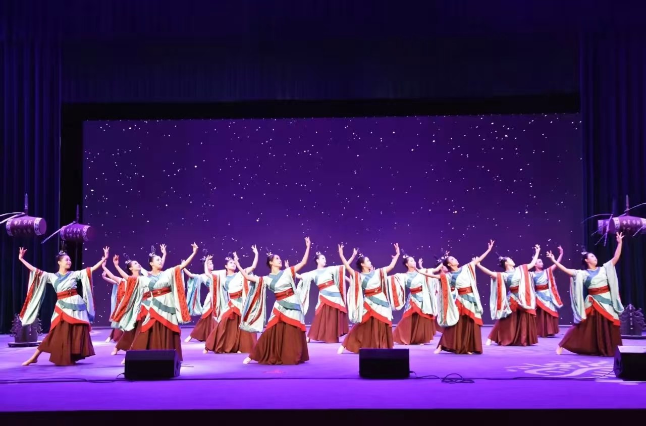 河北省群星奖获奖作品及优秀作品展演在定州市精彩上演